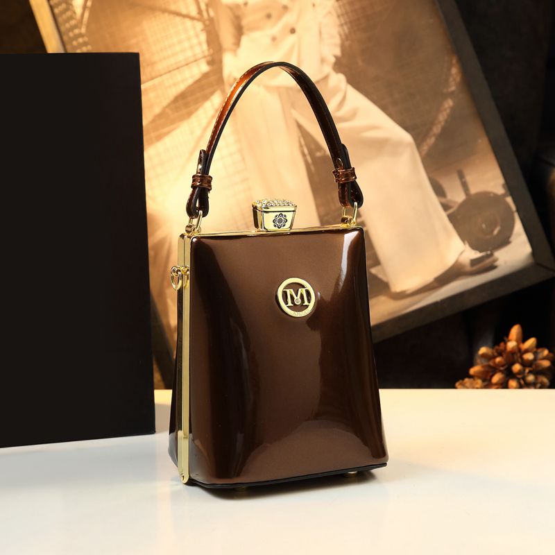 Luxury Bags In Sale - 高級デザイナーブランドの新品、高品質レザーのファッショナブルなクロスボディショルダーバッグ、ミニハンドバッグ（女性用）、Сумка Женская、ホットセール中