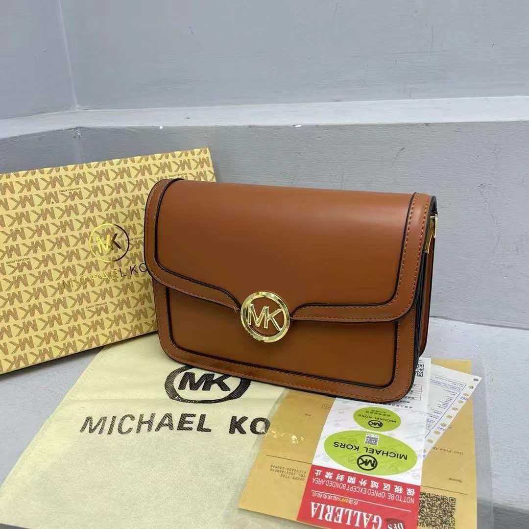 Luxury Bags Michael Kors - マイケル・コース ジェットセット トラベルプリント レディース クロスボディバッグ、定番人気のレトロなレディース ショルダー