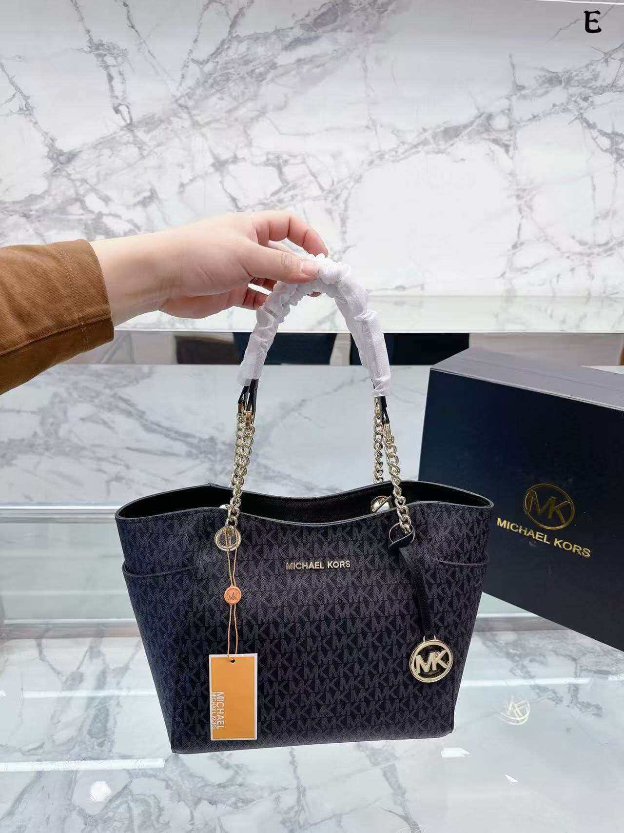 マイケル・コース ジェットセット 2026 新作：高品質でク - Luxury Bags Michael Kors のレビューと価格