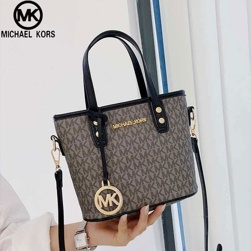 マイケルコース オーレ ジェットセット 2026 新作バッグ - Luxury Bags Michael Kors のレビューと価格